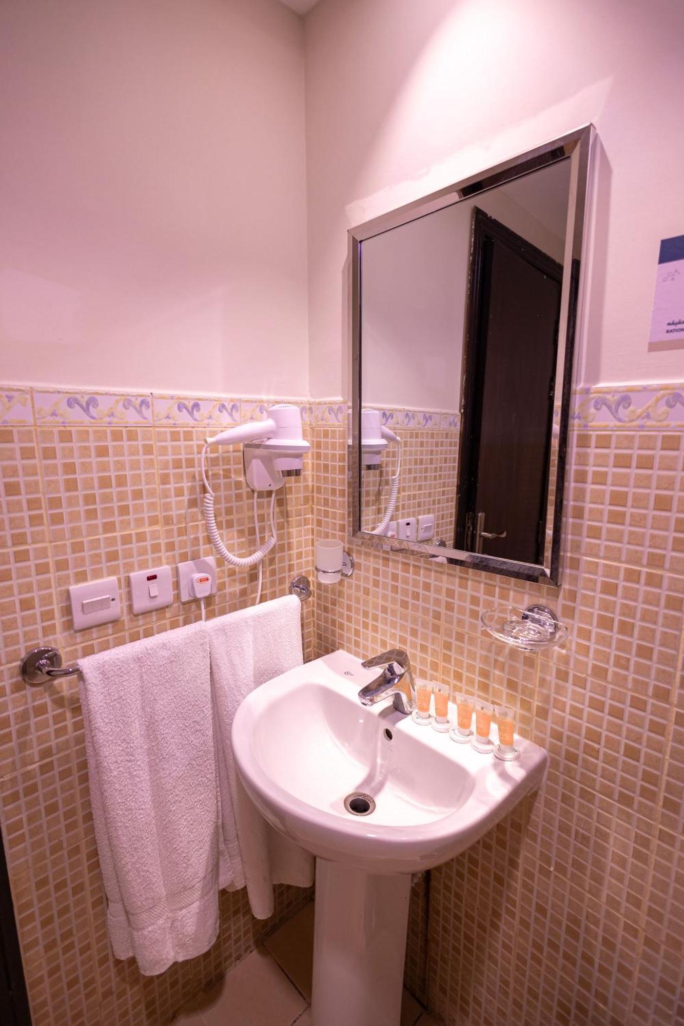 مرجان أنوار الروضة Apartment Mecca Ngoại thất bức ảnh